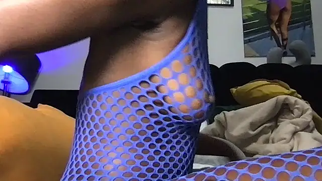 choco petite online show from 04-28-26, 02:38
