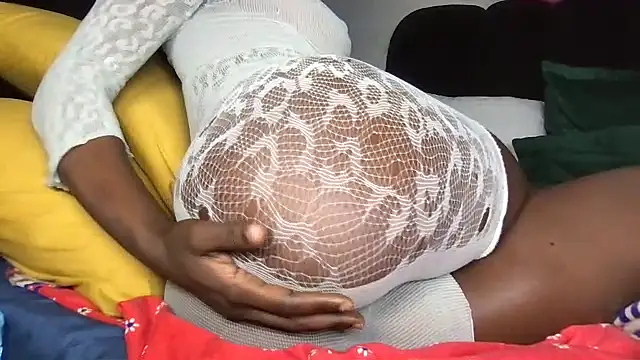 choco petite online show from 06-24-26, 03:49