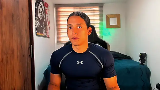 Snapshot of Liam_V chatting on 01-20-25, 05:16 Liam V online show from 01-20-25, 05:16