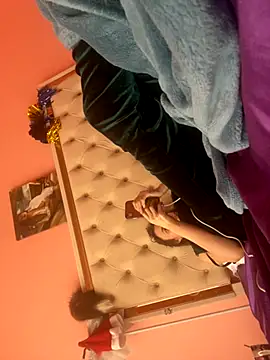 Snapshot of Flossy_Vettie chatting on 10-07-25, 11:40 Flossy Vettie online show from 10-07-25, 11:40