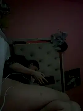 Snapshot of Flossy_Vettie chatting on 10-10-25, 01:04 Flossy Vettie online show from 10-10-25, 01:04