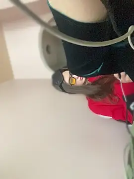 Flossy Vettie online show from 04-26-26, 02:48