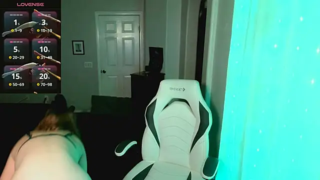 britteebee online show from 11-16-25, 08:42