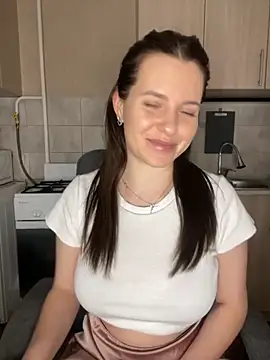 Snapshot of NastyushaaLove chatting on 02-27-26, 08:42 NastyushaaLove online show from 02-27-26, 08:42