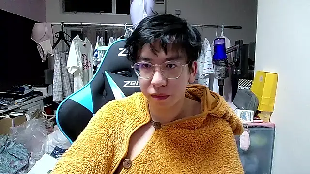 Snapshot of charlie_xdd chatting on 01-12-26, 01:16 charlie xdd online show from 01-12-26, 01:16