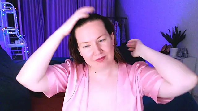 GoddessLara online show from 01-31-25, 02:04