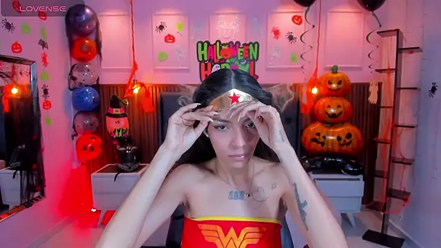 AMELIELEONE online show from 10-15-25, 12:16