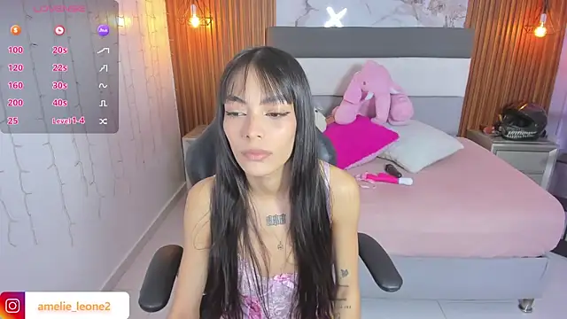 AMELIELEONE online show from 03-19-26, 12:20