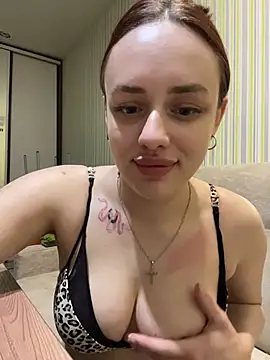 Snapshot of Lisaaan chatting on 03-31-26, 10:10 Lisaaan online show from 03-31-26, 10:10