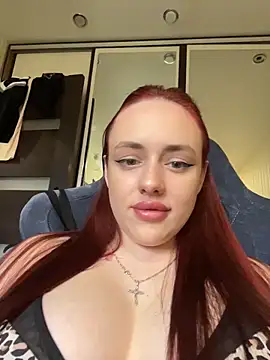 Snapshot of Lisaaan chatting on 05-10-26, 02:22 Lisaaan online show from 05-10-26, 02:22