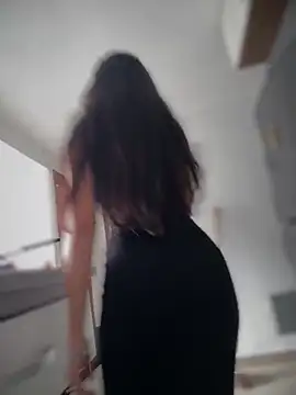 DulceLenns online show from 04-25-26, 06:27