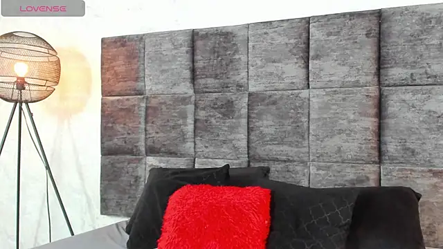 SusanRodriguez  online show from 10-28-25, 10:01