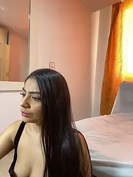 SusanRodriguez  online show from 11-07-25, 07:58