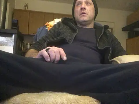 Snapshot of translove chatting on 01-27-25, 03:47 translove online show from 01-27-25, 03:47