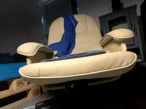 Snapshot of translove chatting on 11-11-25, 11:10 translove online show from 11-11-25, 11:10