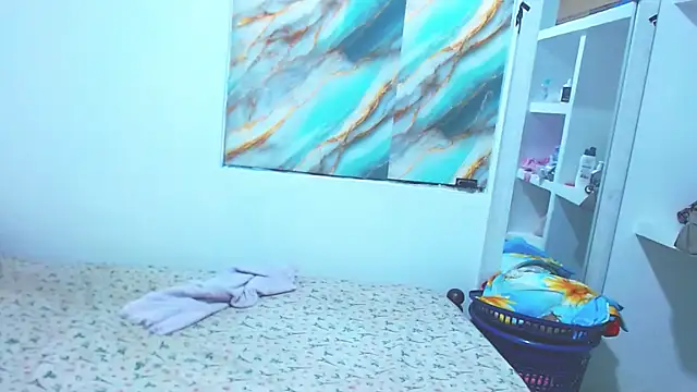 cositarrica xxx online show from 04-13-26, 04:45