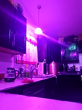 Snapshot of ScarletCallings420 chatting on 02-27-25, 04:32 ScarletCallings420 online show from 02-27-25, 04:32