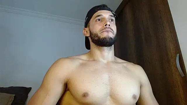 Noah jhonsonn online show from 06-19-26, 04:11