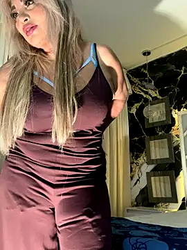 Snapshot of scarlett_sexx69 chatting on 11-22-25, 11:31 scarlett sexx69 online show from 11-22-25, 11:31