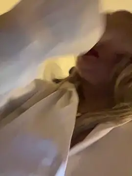 Snapshot of scarlett_sexx69 chatting on 02-16-26, 11:39 scarlett sexx69 online show from 02-16-26, 11:39