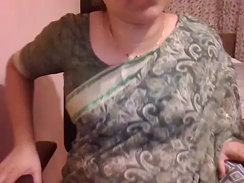 Snapshot of Pinky_4 chatting on 01-16-26, 05:28 Pinky 4 online show from 01-16-26, 05:28