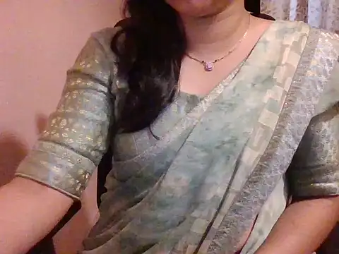 Snapshot of Pinky_4 chatting on 01-18-26, 03:54 Pinky 4 online show from 01-18-26, 03:54