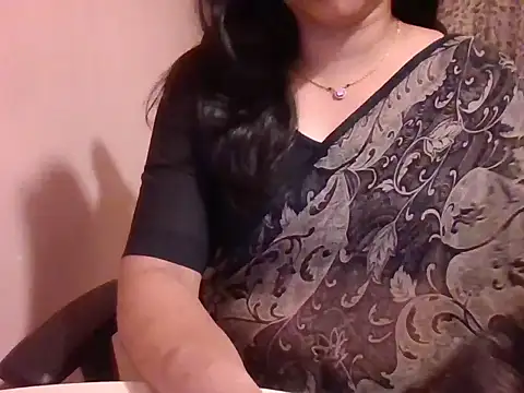 Snapshot of Pinky_4 chatting on 02-15-26, 06:26 Pinky 4 online show from 02-15-26, 06:26