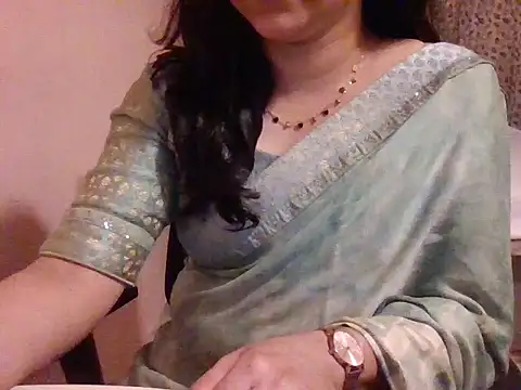 Snapshot of Pinky_4 chatting on 02-21-26, 11:39 Pinky 4 online show from 02-21-26, 11:39