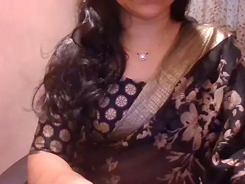 Snapshot of Pinky_4 chatting on 06-20-26, 02:36 Pinky 4 online show from 06-20-26, 02:36