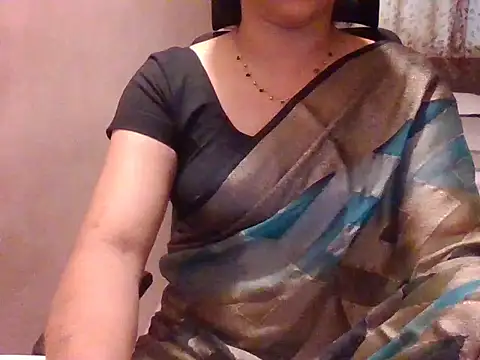 Snapshot of Pinky_4 chatting on 07-02-26, 10:54 Pinky 4 online show from 07-02-26, 10:54