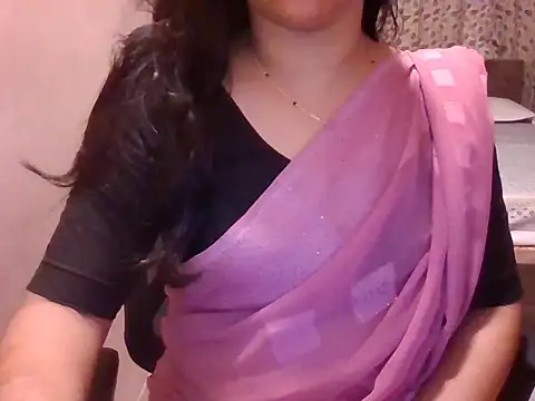 Snapshot of Pinky_4 chatting on 07-16-26, 11:33 Pinky 4 online show from 07-16-26, 11:33