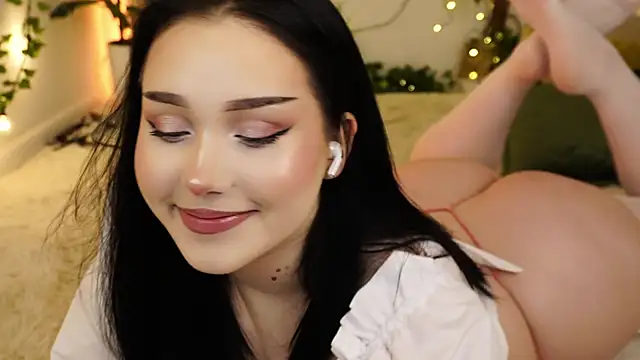 ScarletBlaze online show from 03-19-25, 06:12