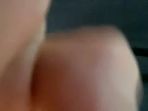 Snapshot of Xt33 chatting on 10-10-25, 01:10 Xt33 online show from 10-10-25, 01:10