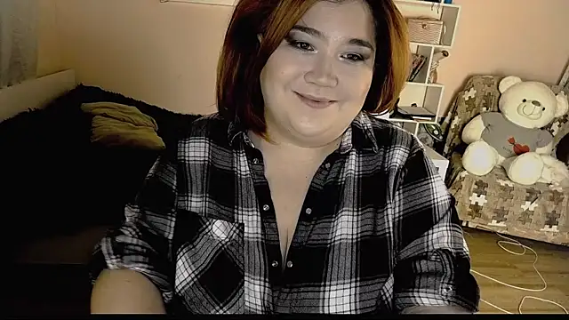 Snapshot of Vi-Vixen chatting on 12-14-24, 10:18 Vi-Vixen online show from 12-14-24, 10:18