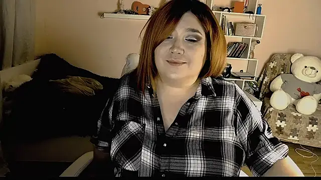 Snapshot of Vi-Vixen chatting on 12-17-24, 07:04 Vi-Vixen online show from 12-17-24, 07:04