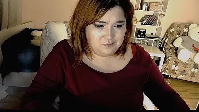 Snapshot of Vi-Vixen chatting on 12-19-24, 08:44 Vi-Vixen online show from 12-19-24, 08:44