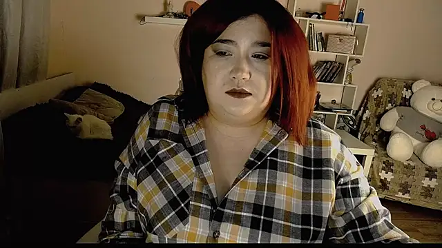 Snapshot of Vi-Vixen chatting on 12-23-24, 04:17 Vi-Vixen online show from 12-23-24, 04:17