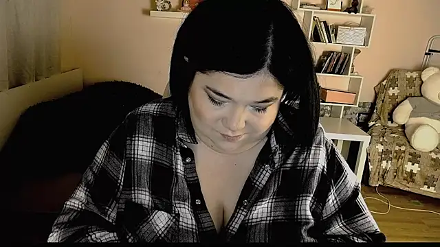 Snapshot of Vi-Vixen chatting on 02-28-25, 01:15 Vi-Vixen online show from 02-28-25, 01:15