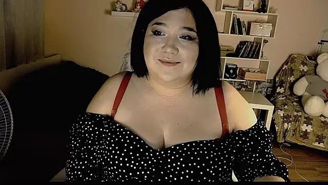 Snapshot of Vi-Vixen chatting on 03-04-25, 12:29 Vi-Vixen online show from 03-04-25, 12:29