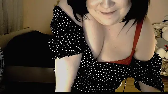 Snapshot of Vi-Vixen chatting on 03-04-25, 06:37 Vi-Vixen online show from 03-04-25, 06:37