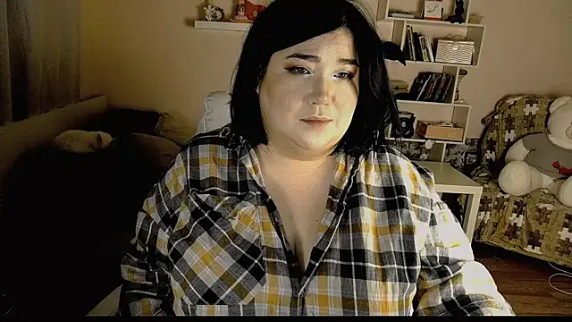 Snapshot of Vi-Vixen chatting on 03-13-25, 03:06 Vi-Vixen online show from 03-13-25, 03:06