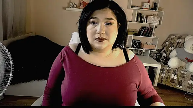 Snapshot of Vi-Vixen chatting on 03-16-25, 10:44 Vi-Vixen online show from 03-16-25, 10:44