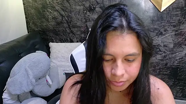 olivia love  online show from 07-02-26, 12:43