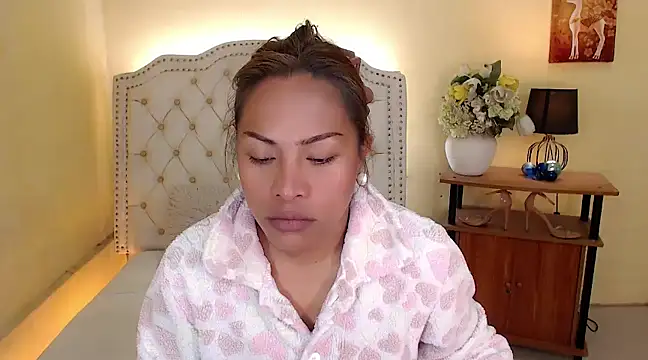 DreamLADYBOY online show from 12-27-24, 12:39