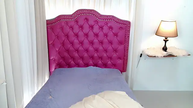 DreamLADYBOY online show from 04-12-26, 11:32