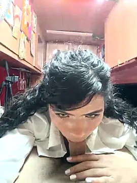 Simone Miller online show from 02-22-25, 12:27