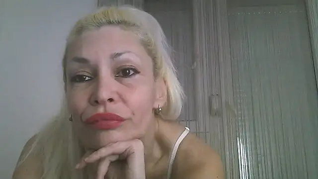 Snapshot of EvaaMina chatting on 02-03-25, 03:17 EvaaMina online show from 02-03-25, 03:17