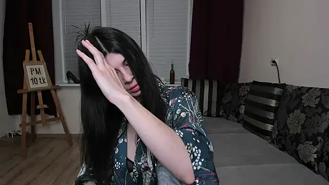 Snapshot of MolagAnna chatting on 10-23-25, 05:44 MolagAnna online show from 10-23-25, 05:44