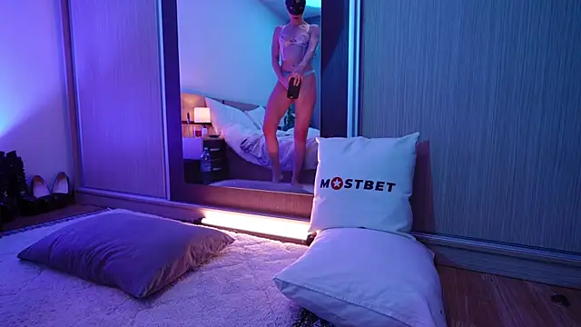 Snapshot of Janemasqueradeporn chatting on 02-28-25, 08:28 Janemasqueradeporn online show from 02-28-25, 08:28