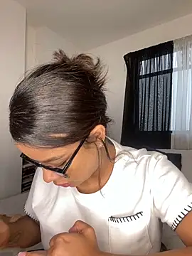 trianawhite online show from 12-01-24, 06:19